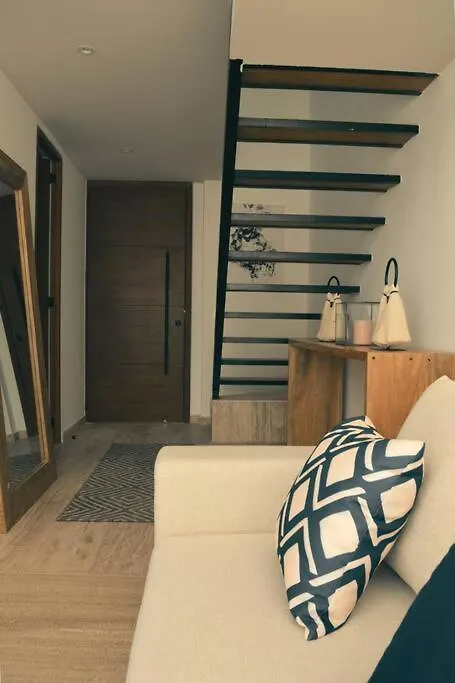 Loft Izel Sleeps 4 With Beach Club Access, Close To La Veleta Tulum Apartment