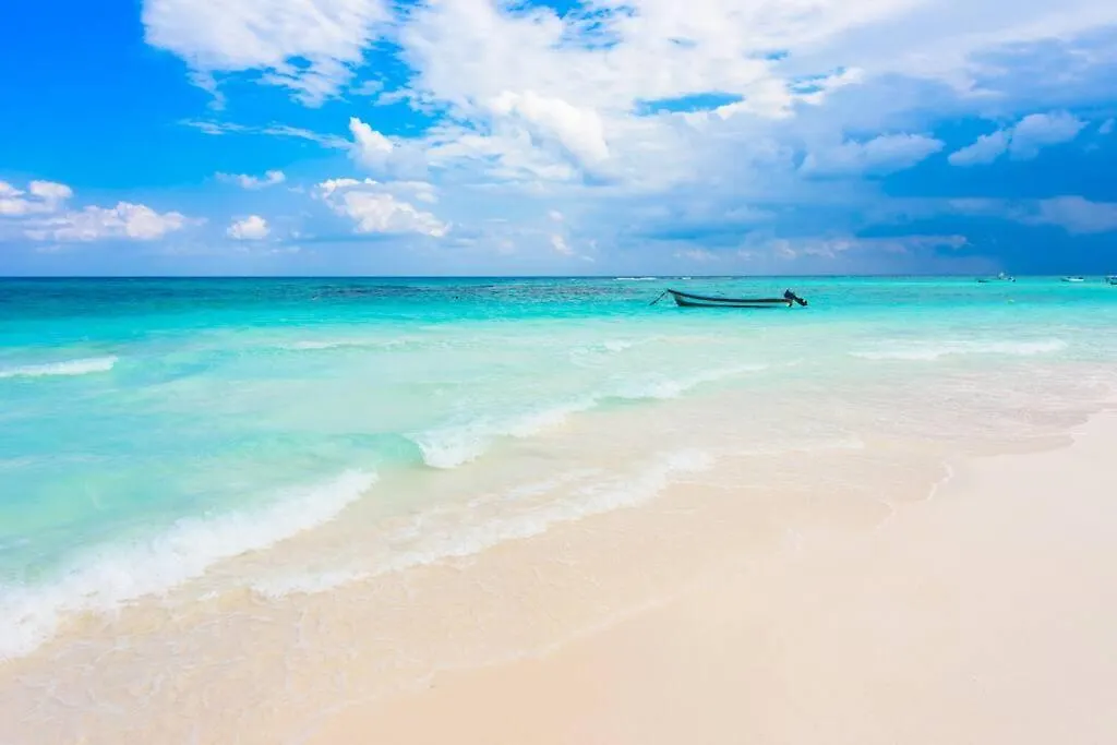 Loft Izel Sleeps 4 With Beach Club Access, Close To La Veleta Tulum Mexico