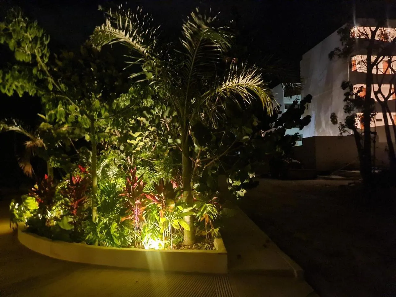 Loft Izel Sleeps 4 With Beach Club Access, Close To La Veleta Tulum