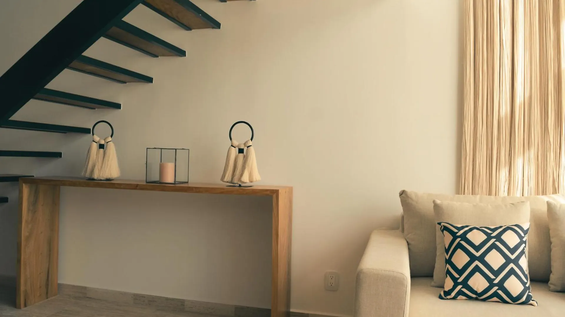 Loft Izel Sleeps 4 With Beach Club Access, Close To La Veleta Tulum Meksyk