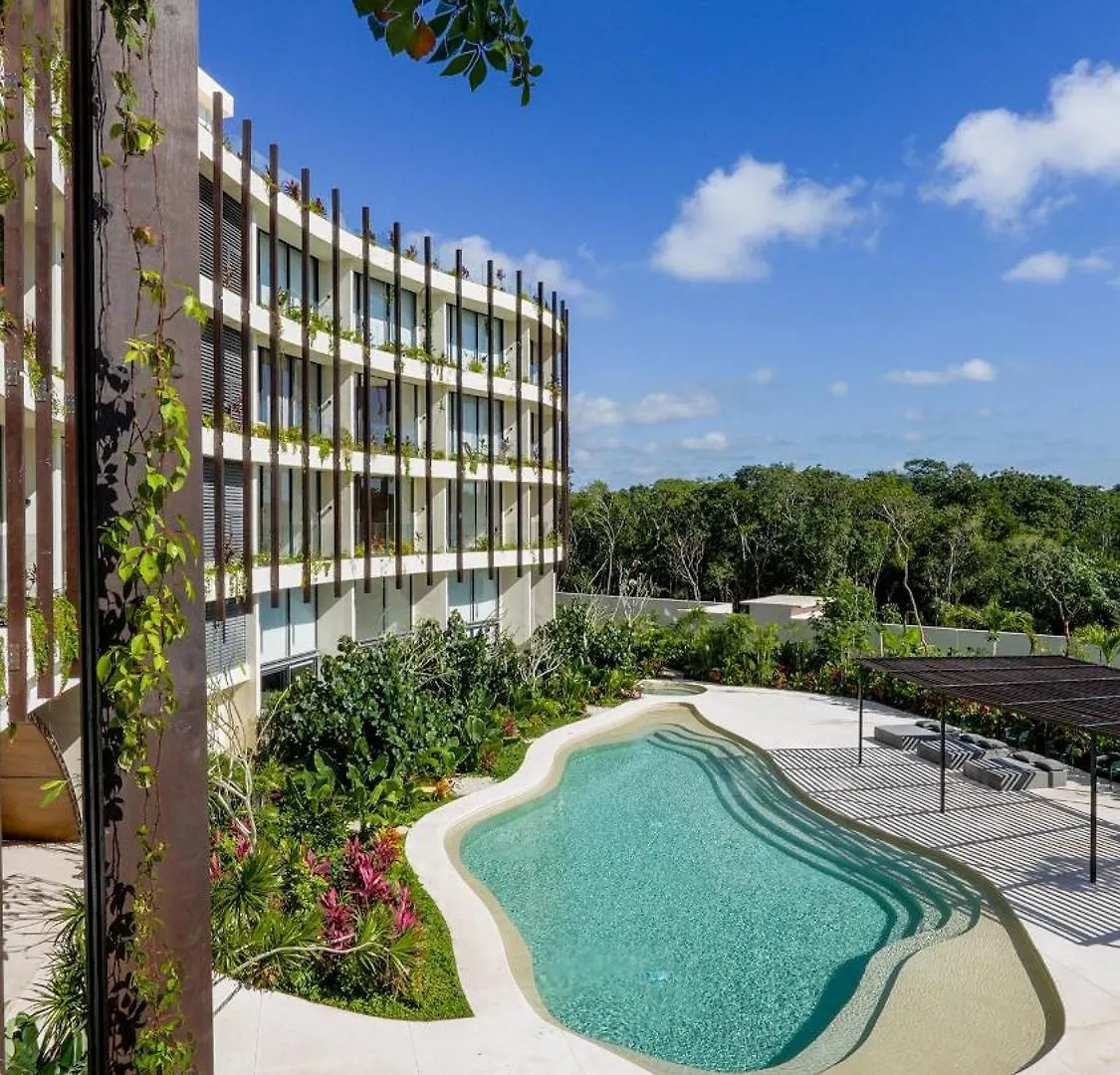Loft Izel Sleeps 4 With Beach Club Access, Close To La Veleta Tulum Apartmán